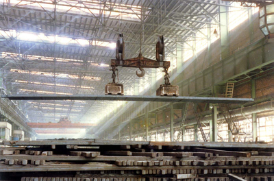Nam châm nâng MW12 có khả năng thấm từ sâu cho các thanh đi kèm